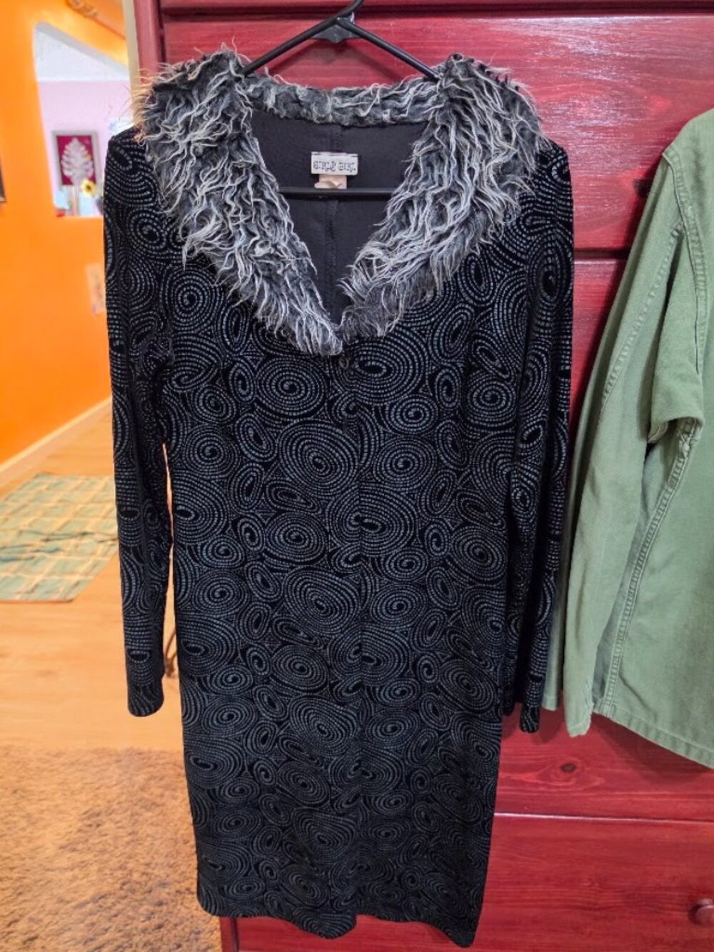 Vintage Black Velvet Jacket with Faux Fur Collar Goth Y2K